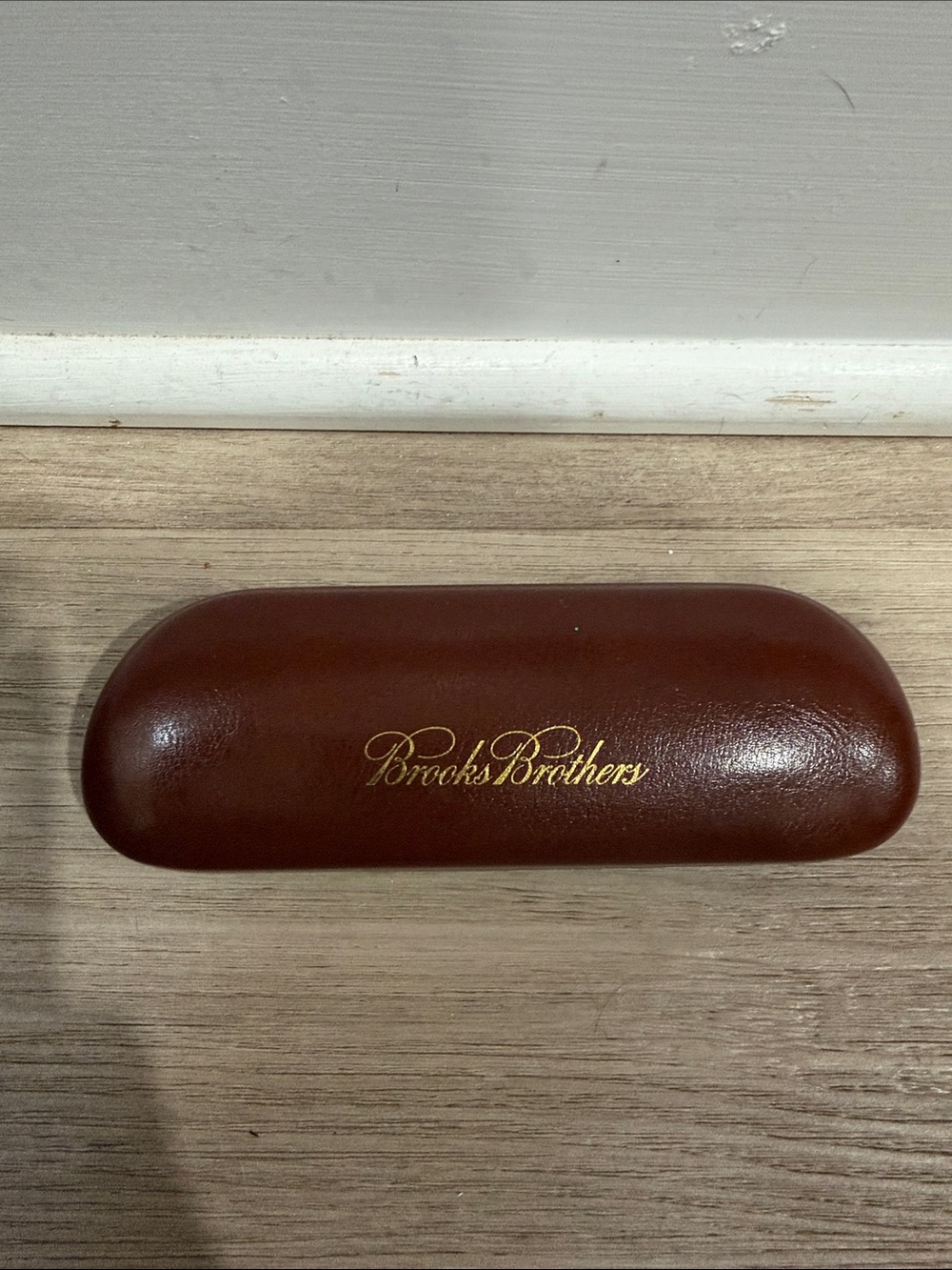 Brooks Brothers Chestnut Brown Leather Glasses Case with Gold Logo